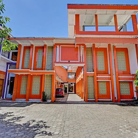 Collection O 91489 Hotel Tanjung Permata Cilacap Exteriér fotografie