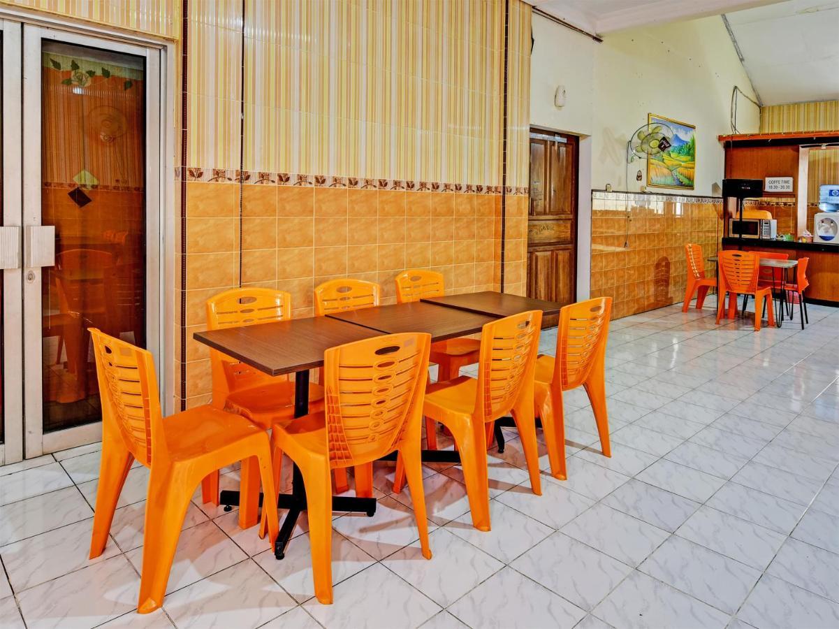 Collection O 91489 Hotel Tanjung Permata Cilacap Exteriér fotografie
