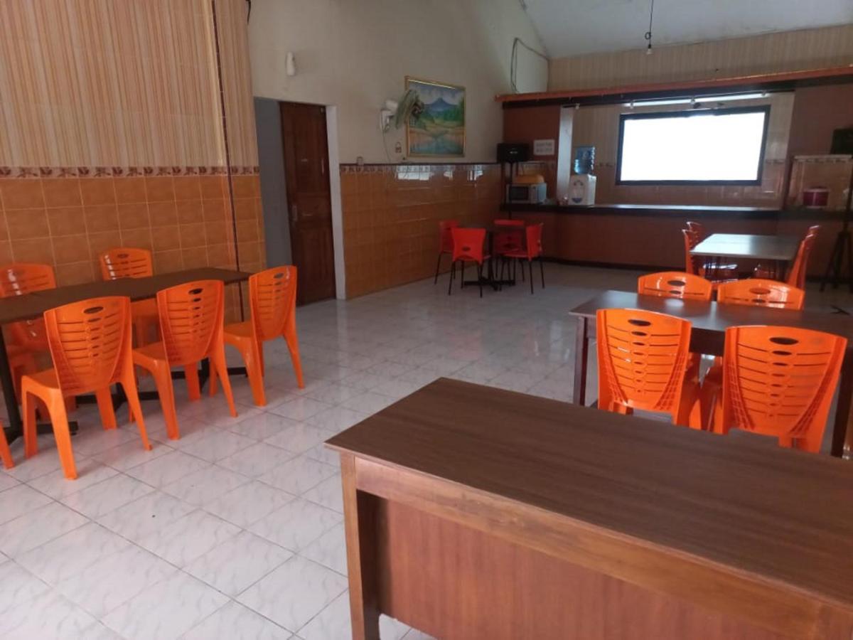 Collection O 91489 Hotel Tanjung Permata Cilacap Exteriér fotografie